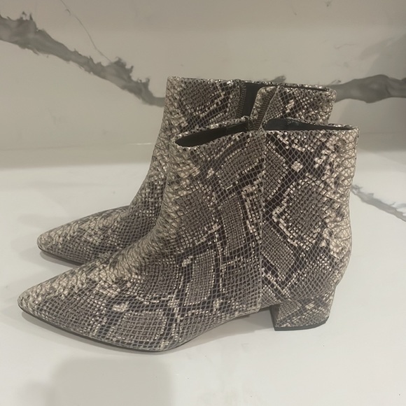 Corso Como Boots - Picture 1 of 5